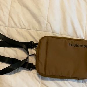 Lululemon belt/crossbody bag